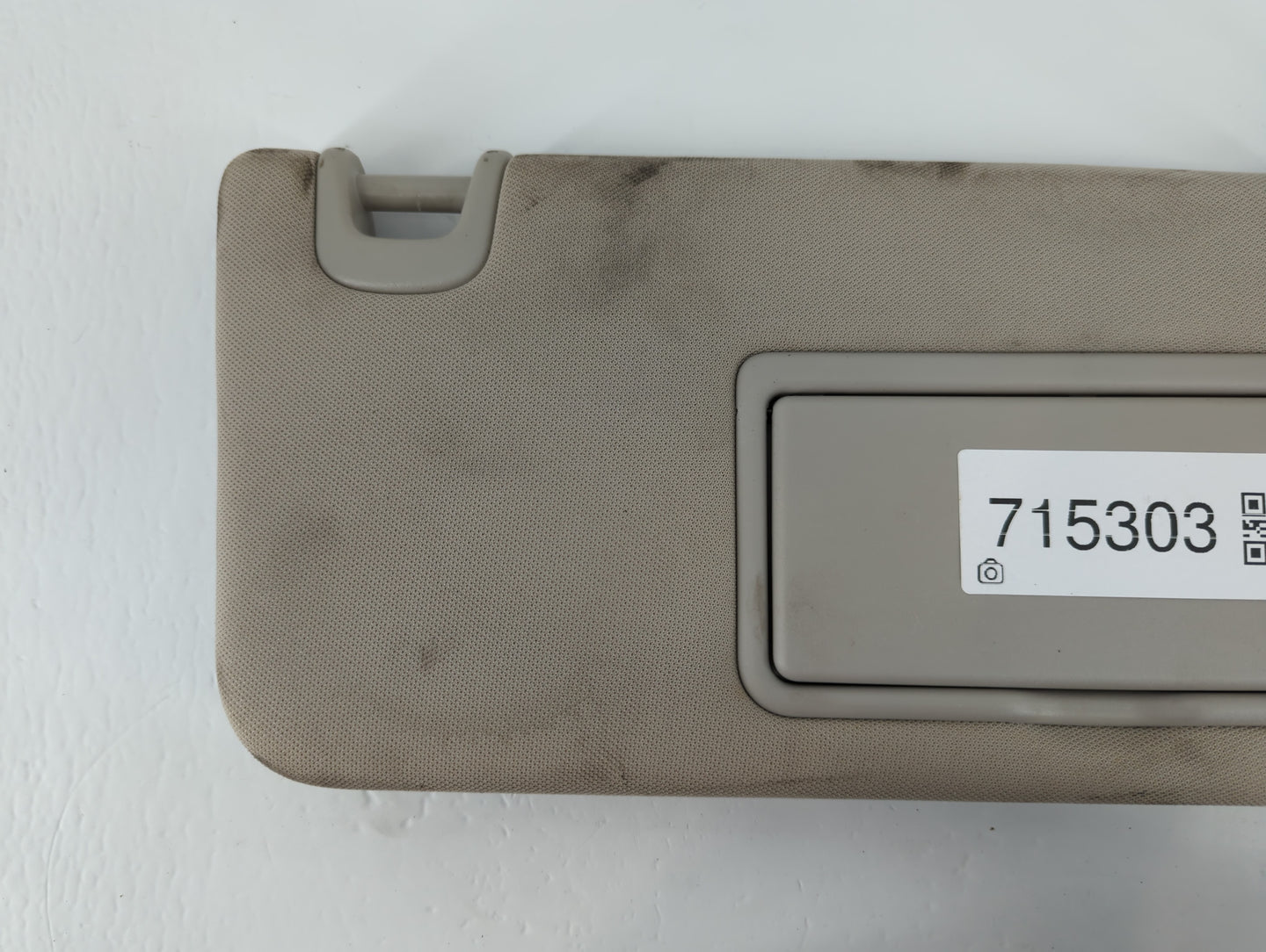 2015-2018 Nissan Murano Sun Visor Shade Replacement Passenger Right Mirror Fits Fits 2015 2016 2017 2018 OEM Used Auto Parts