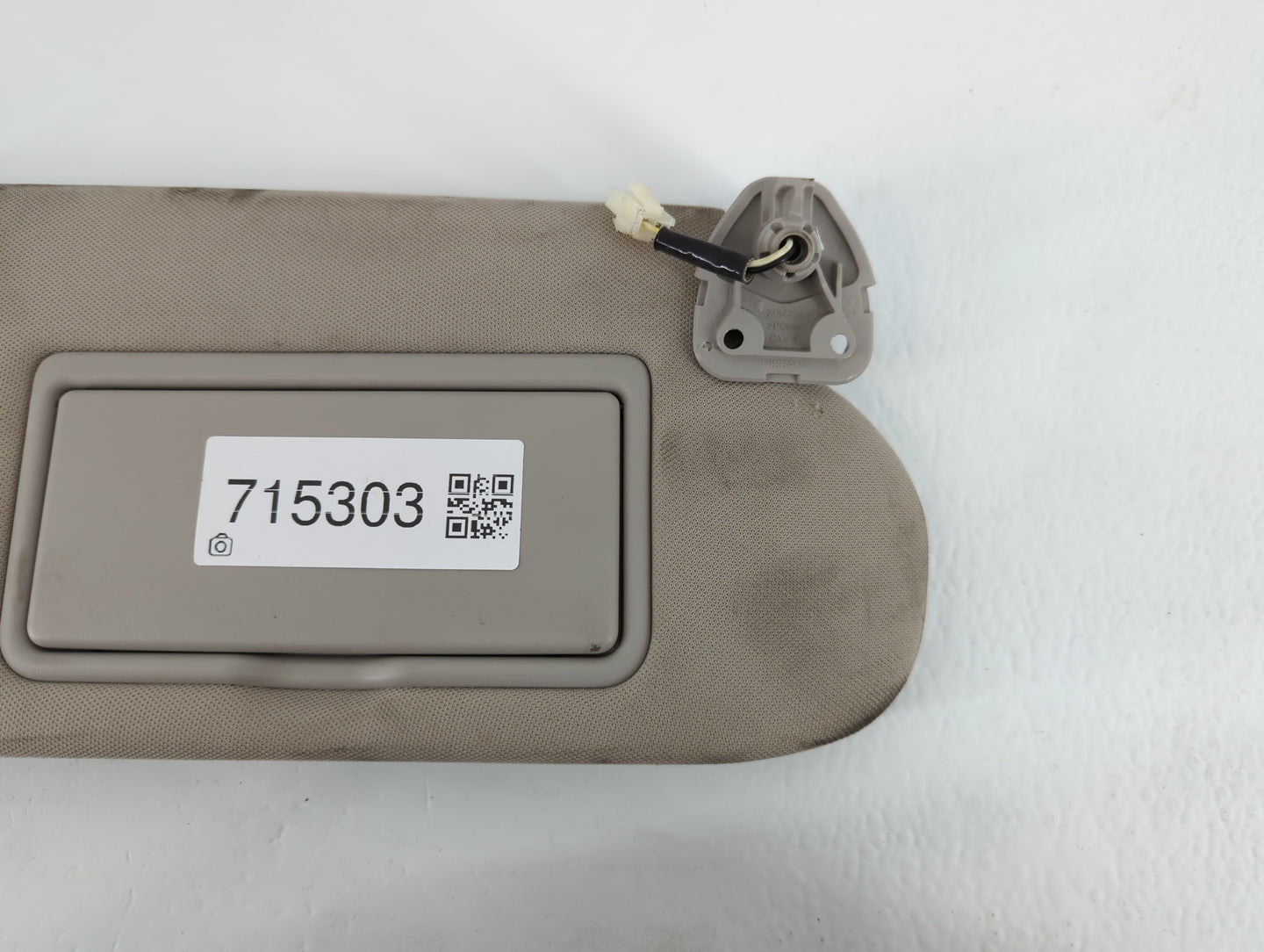 2015-2018 Nissan Murano Sun Visor Shade Replacement Passenger Right Mirror Fits Fits 2015 2016 2017 2018 OEM Used Auto Parts
