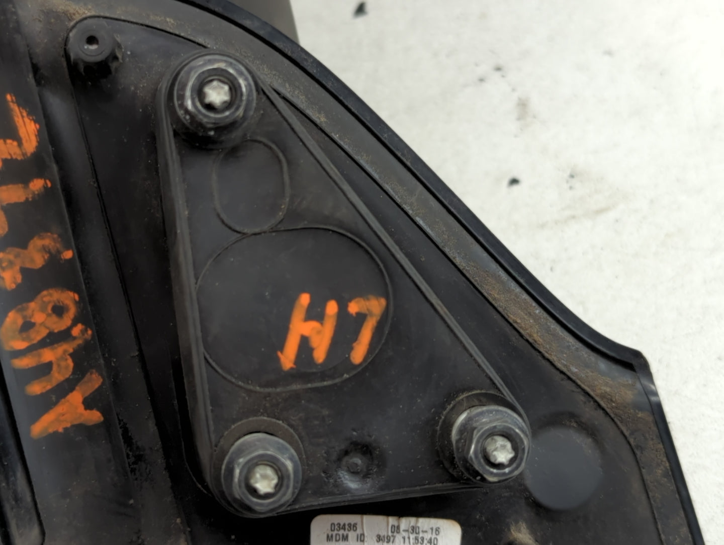 2017 Nissan Nv200 Driver Side View Mirror - Left Door Mirror OEM Used - Oemusedautoparts1.com