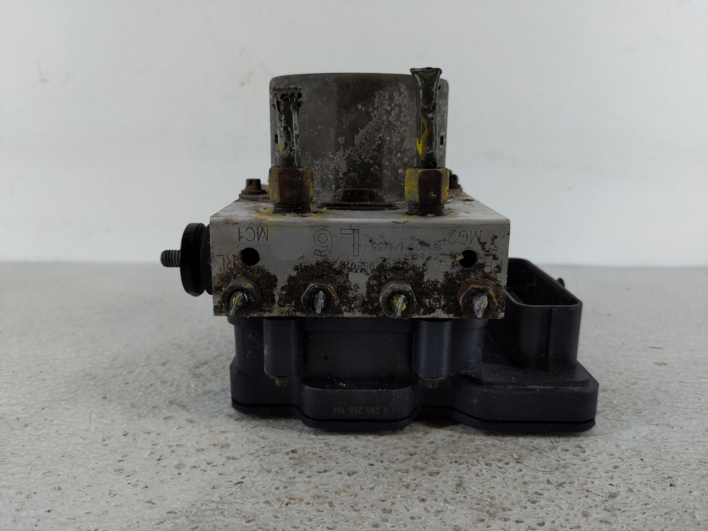 2017 Nissan Nv200 ABS Pump Control Module Replacement Fits OEM Used Auto Parts - Oemusedautoparts1.com