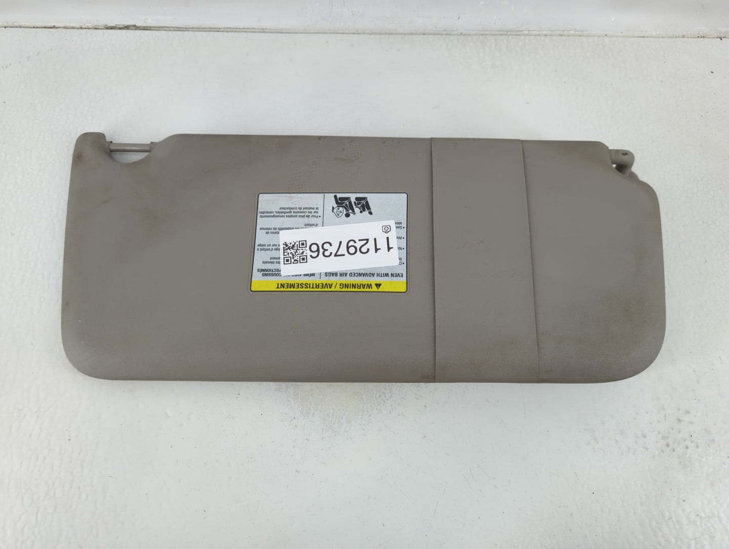 2017 Nissan Nv200 Sun Visor Shade Replacement Driver Left Mirror Fits OEM Used Auto Parts - Oemusedautoparts1.com
