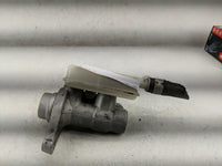 2014-2020 Nissan Nv200 Brake Master Cylinder 1312598 - Oemusedautoparts1.com