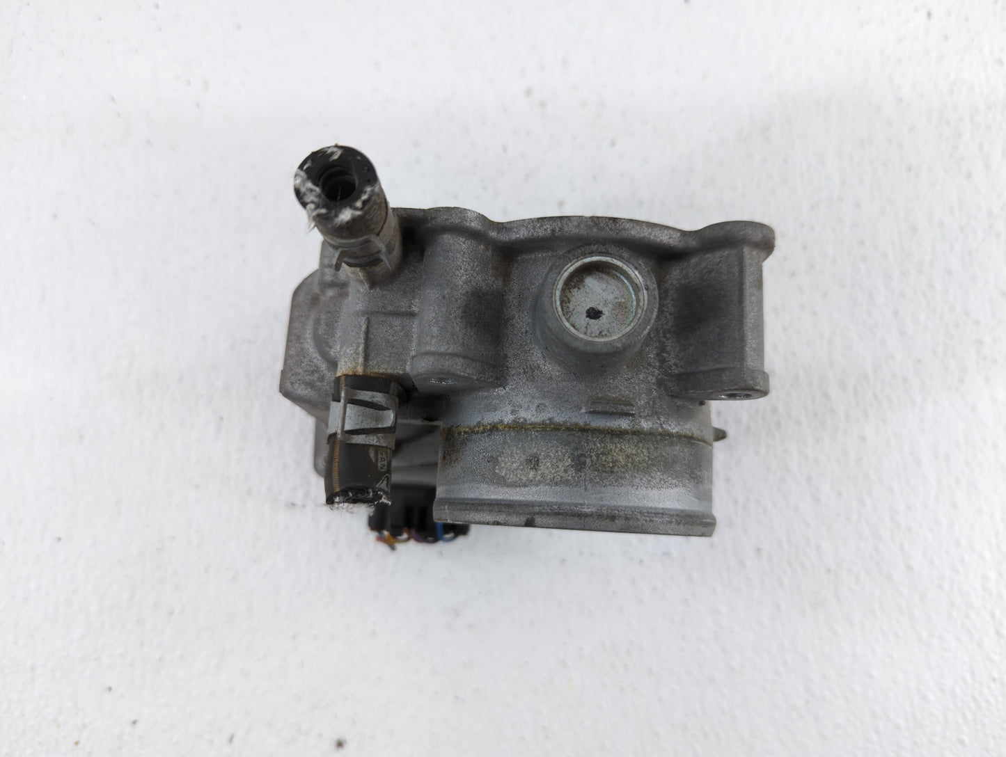 2014-2019 Nissan Nv200 Throttle Body P/N:ET-A60-02 E ET-A60-02 J Fits OEM Used Auto Parts - Oemusedautoparts1.com