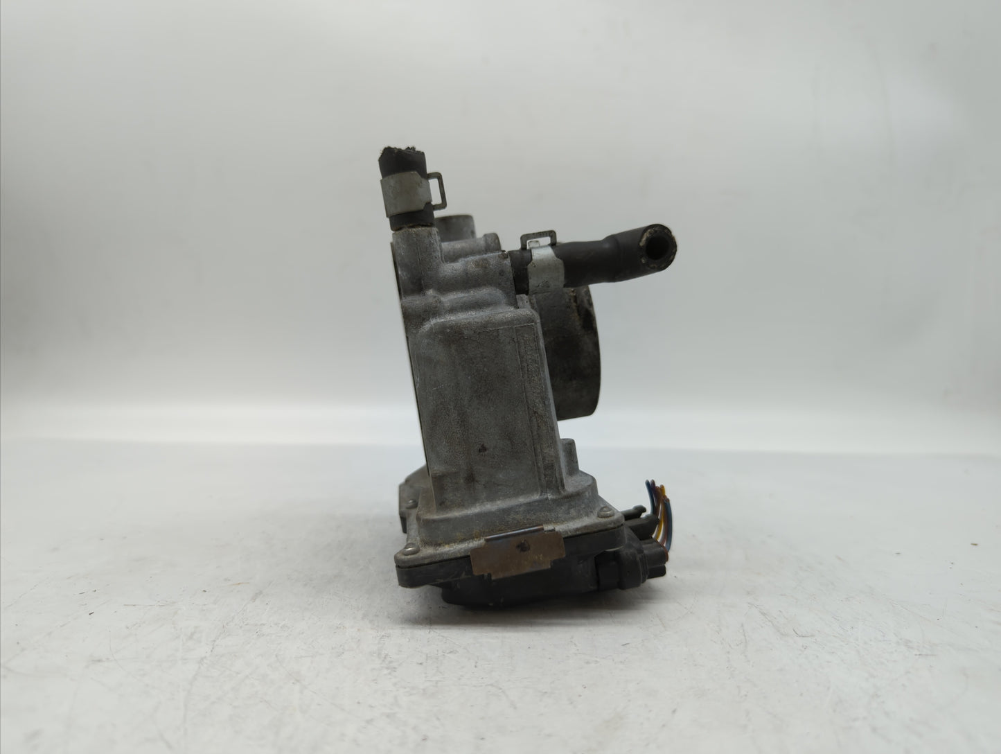 2014-2019 Nissan Nv200 Throttle Body P/N:ET-A60-02 E ET-A60-02 J Fits OEM Used Auto Parts - Oemusedautoparts1.com