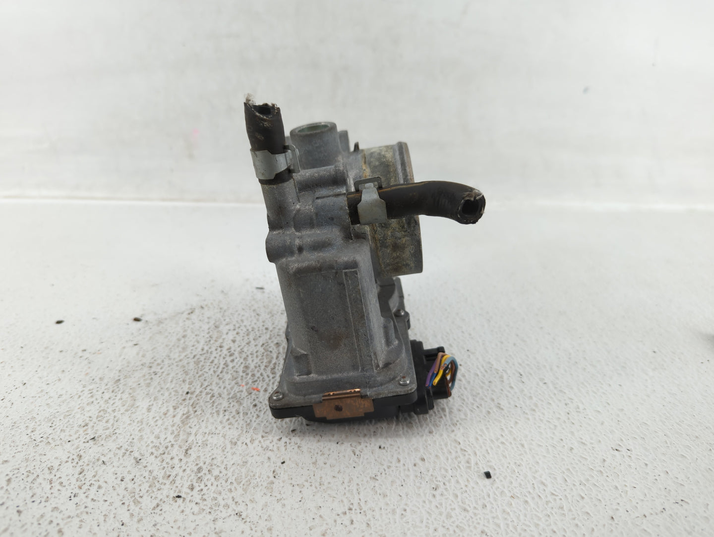 2014-2020 Nissan Nv200 Throttle Body P/N:ET-A60-02 H Fits OEM Used Auto Parts - Oemusedautoparts1.com