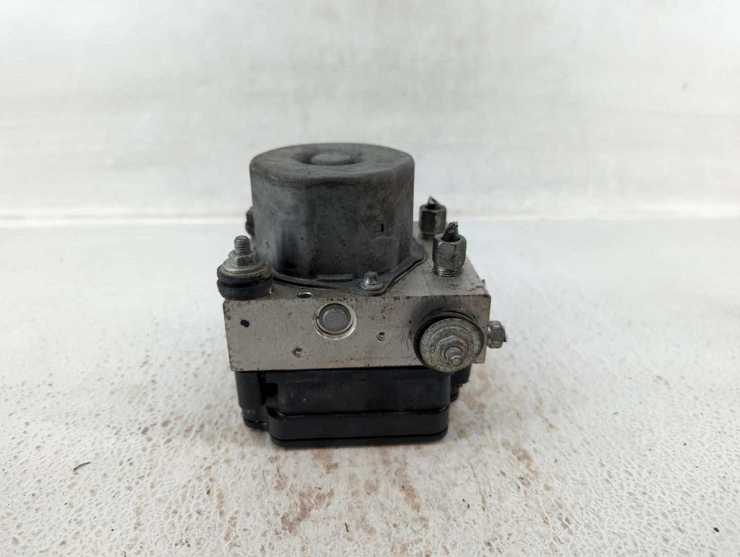 2017 Nissan Nv200 ABS Pump Control Module Replacement P/N:47660 9SE0A Fits OEM Used Auto Parts - Oemusedautoparts1.com