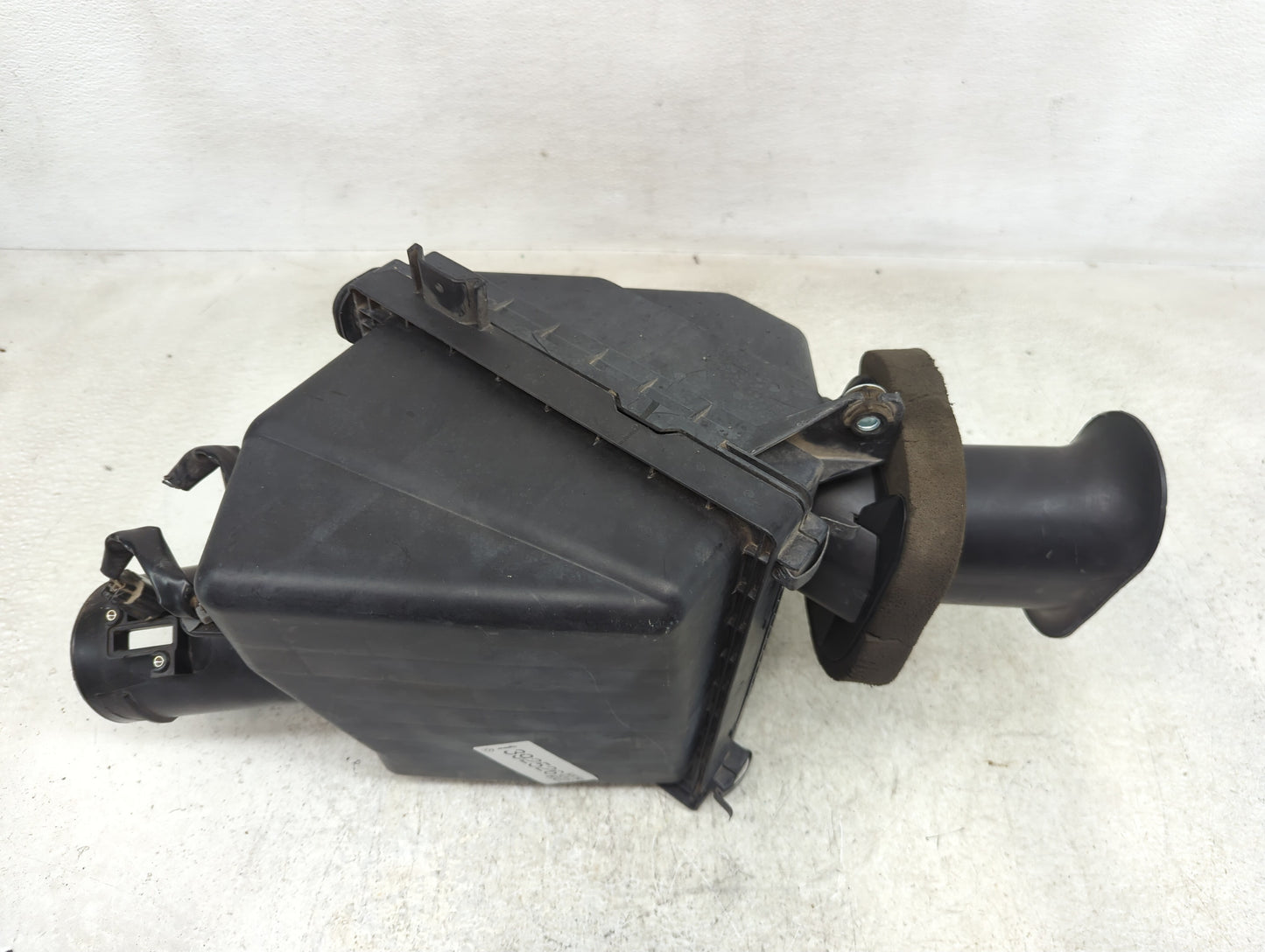 2012-2020 Nissan Nv2500 Air Cleaner Intake-duct Hose Tube - Oemusedautoparts1.com