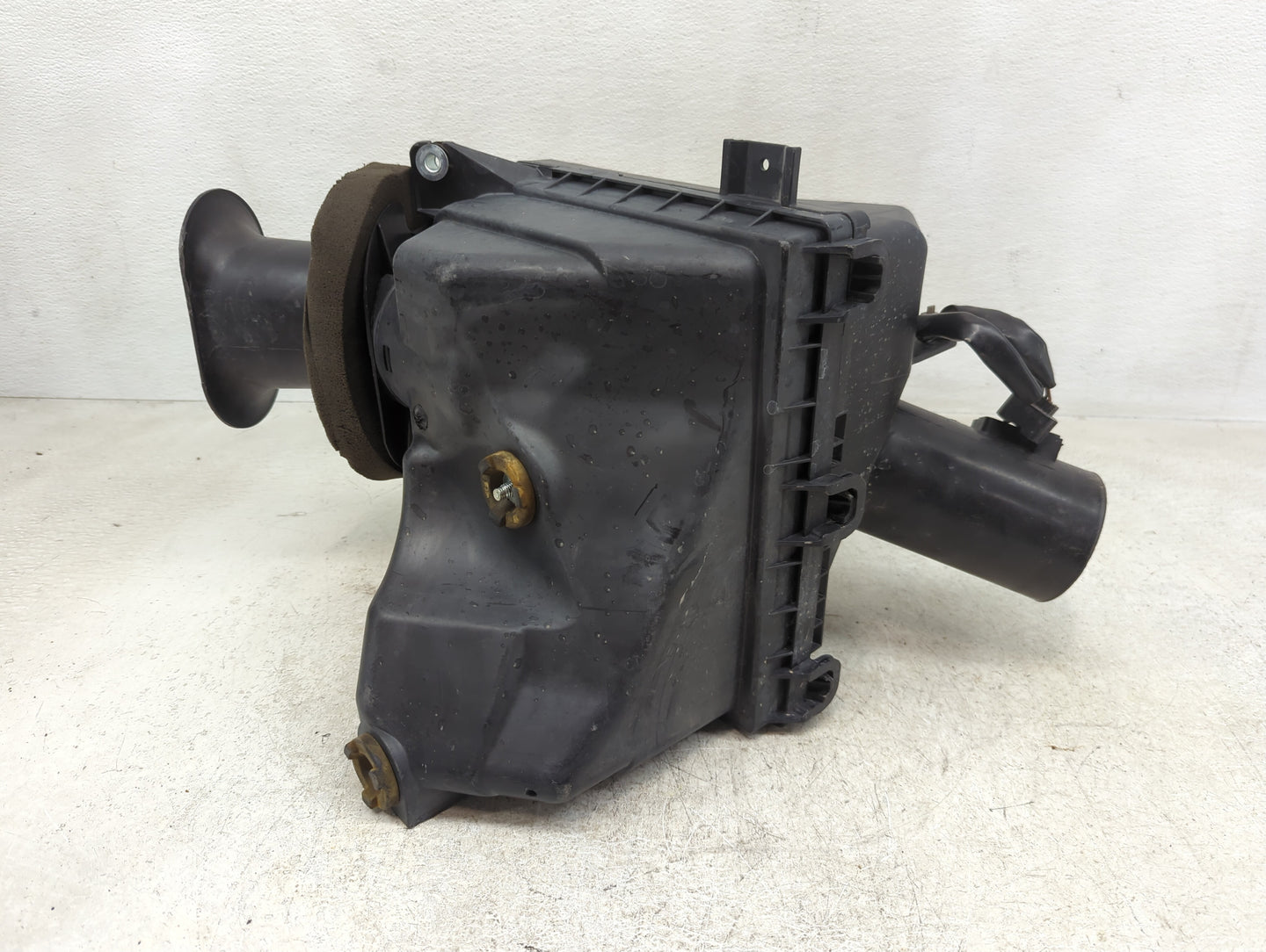 2012-2020 Nissan Nv2500 Air Cleaner Intake-duct Hose Tube - Oemusedautoparts1.com