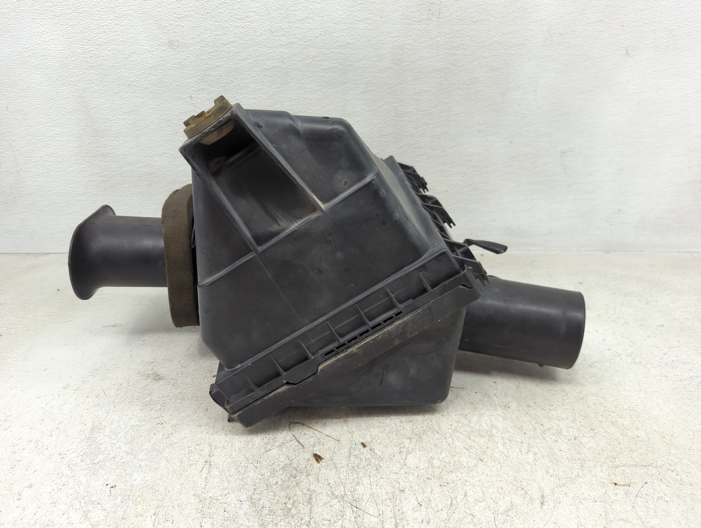 2012-2020 Nissan Nv2500 Air Cleaner Intake-duct Hose Tube - Oemusedautoparts1.com