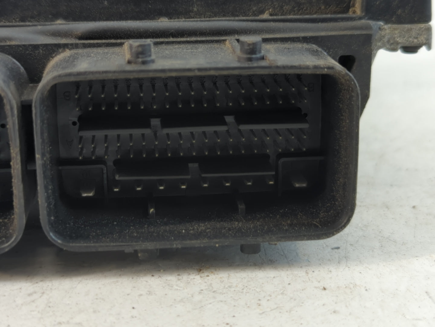 2017 Nissan Pathfinder PCM Engine Control Computer ECU ECM PCU OEM P/N:7520D BED403-300 A2 Fits OEM Used Auto Parts - Oemuse