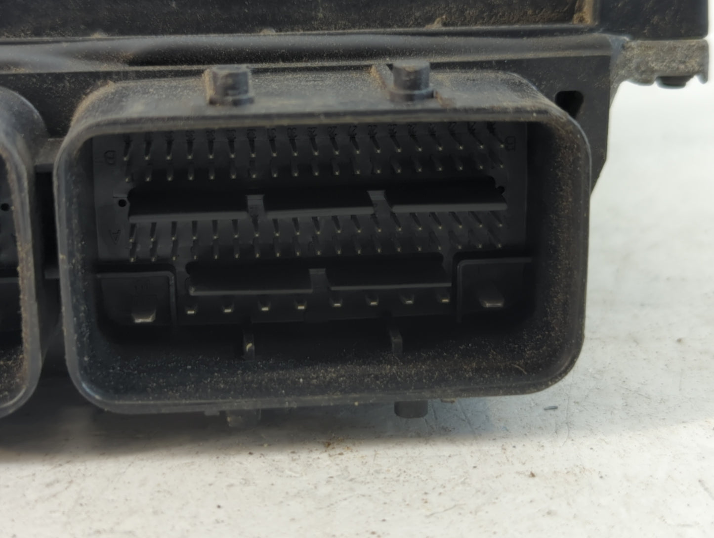 2017 Nissan Pathfinder PCM Engine Control Computer ECU ECM PCU OEM P/N:7520D BED403-300 A2 Fits OEM Used Auto Parts - Oemuse