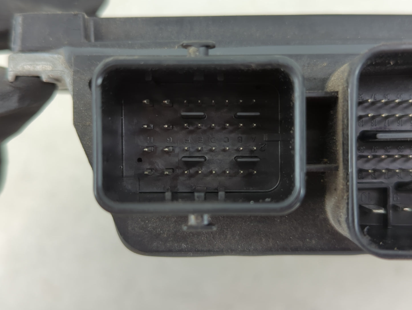 2017 Nissan Pathfinder PCM Engine Control Computer ECU ECM PCU OEM P/N:7520D BED403-300 A2 Fits OEM Used Auto Parts - Oemuse