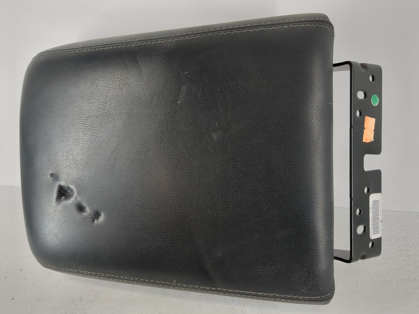 2014-2020 Nissan Pathfinder Center Console Armrest Cover Lid Fits Fits 2014 2015 2016 2017 2018 2019 2020 OEM Used Auto Part