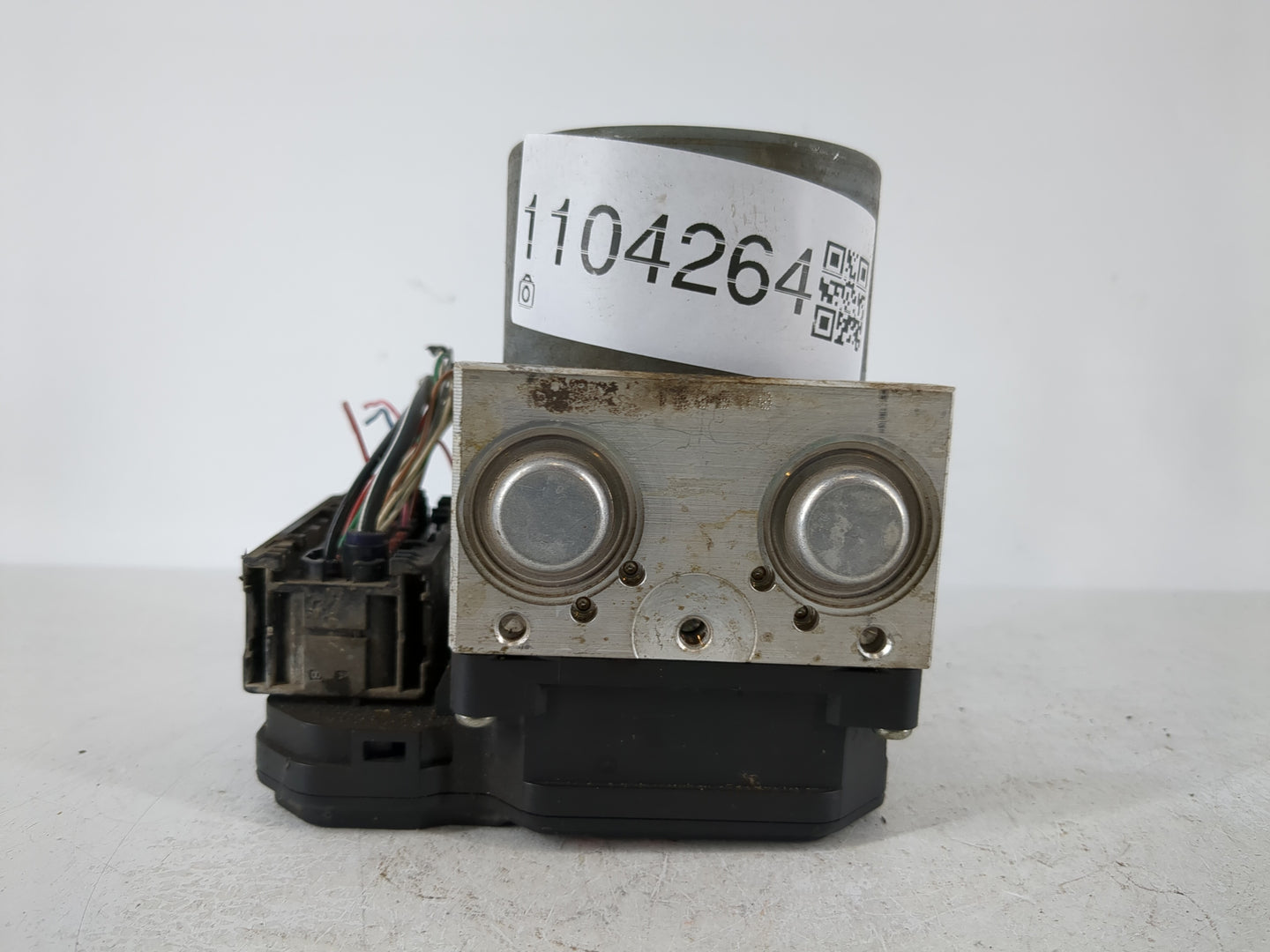 2017 Nissan Pathfinder ABS Pump Control Module Replacement P/N:47660 9PP1D Fits OEM Used Auto Parts - Oemusedautoparts1.com