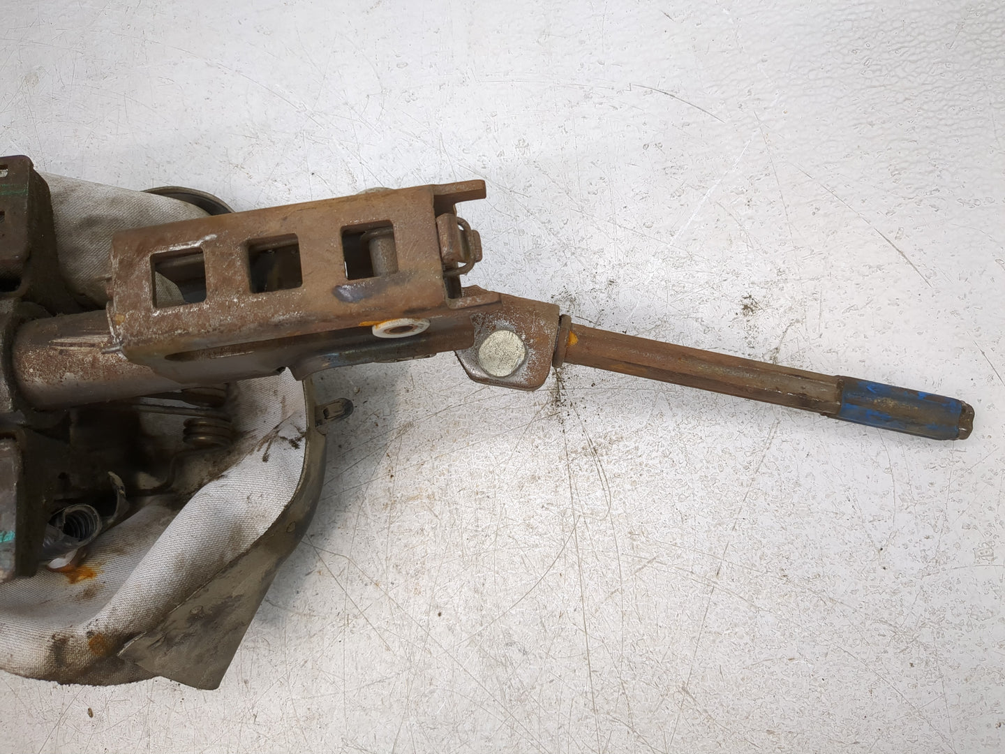 2013-2020 Nissan Pathfinder A/t Power Steering Column With Motor - Oemusedautoparts1.com