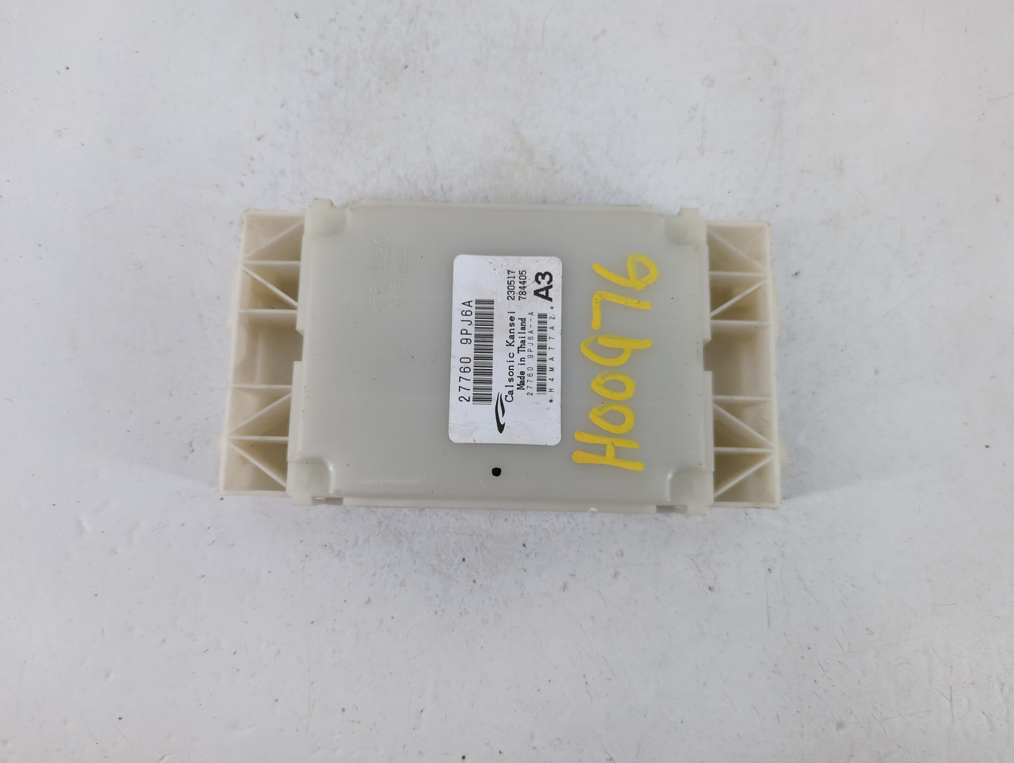 2017-2017 Nissan Pathfinder Temperature Control Module 27760 9pj6a 1105519 - Oemusedautoparts1.com