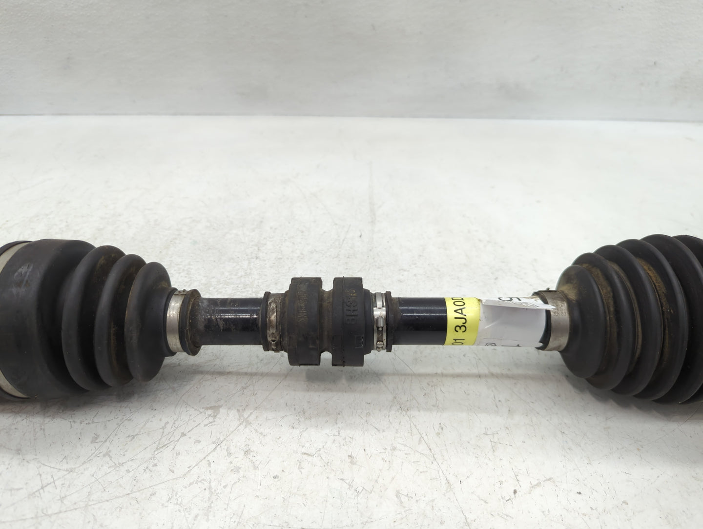 2015-2020 Nissan Pathfinder Axle Shaft Front Driver Cv C/v - Oemusedautoparts1.com