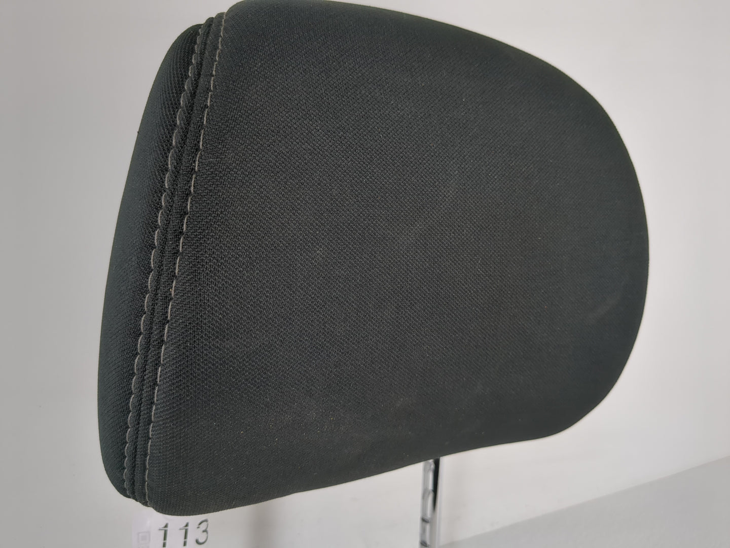 2017-2020 Nissan Pathfinder Headrest Head Rest Front Driver Passenger Seat Fits Fits 2017 2018 2019 2020 OEM Used Auto Parts