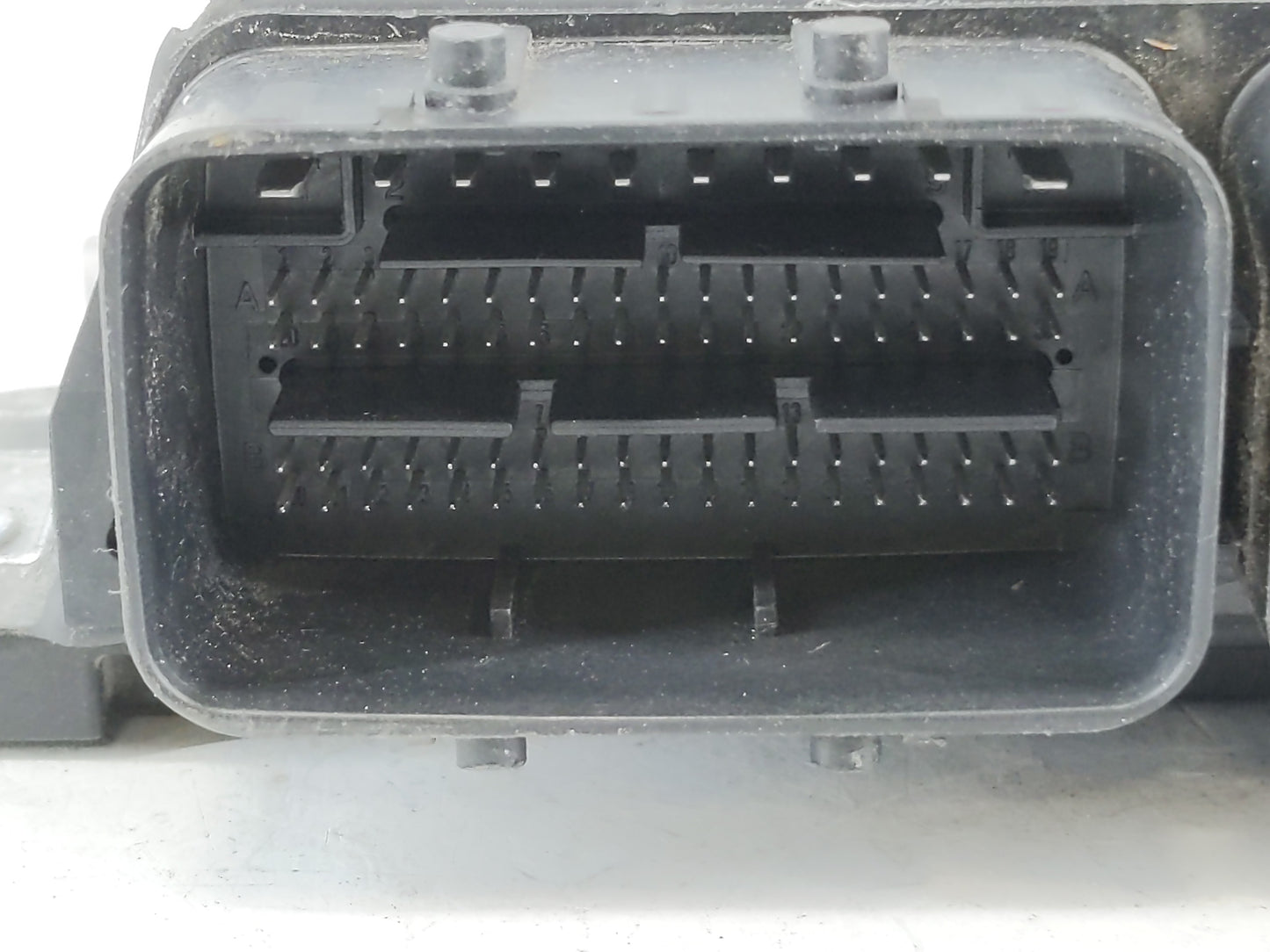 2017 Nissan Pathfinder PCM Engine Control Computer ECU ECM PCU OEM P/N:NEC030-031 NEC028-072 Fits OEM Used Auto Parts - Oemu