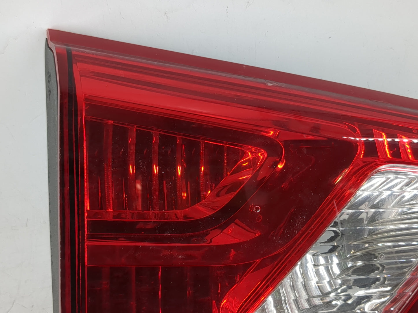2017-2020 Nissan Pathfinder Tail Light Assembly Passenger Right OEM P/N:949 697 Fits Fits 2017 2018 2019 2020 OEM Used Auto 