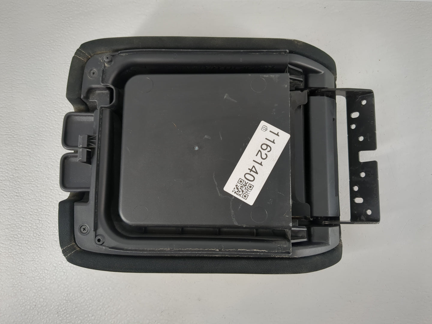 2017 Nissan Pathfinder Center Console Armrest Cover Lid P/N:96920 9PJ1A KGP2 Fits OEM Used Auto Parts - Oemusedautoparts1.co