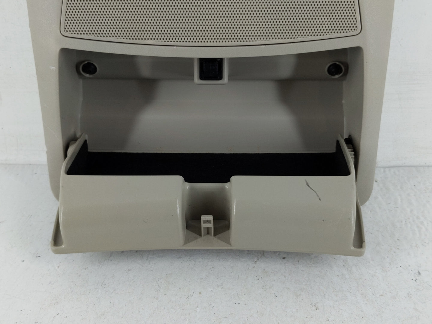 2017 Nissan Pathfinder Overhead Roof Console - Oemusedautoparts1.com