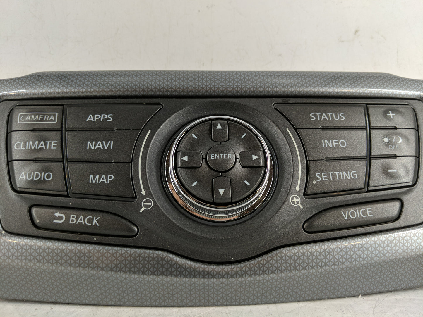 2017-2017 Nissan Pathfinder Radio Control Panel - Oemusedautoparts1.com