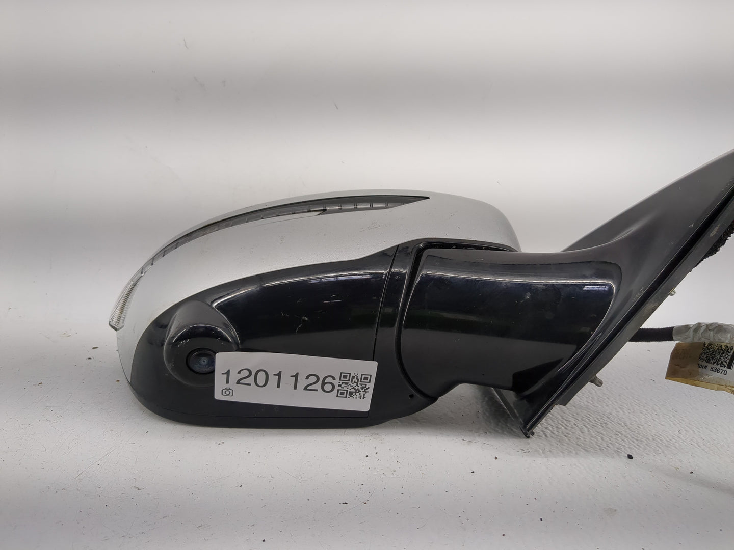 2017 Nissan Pathfinder Passenger Side View Mirror - Right Door Mirror OEM Used - Oemusedautoparts1.com
