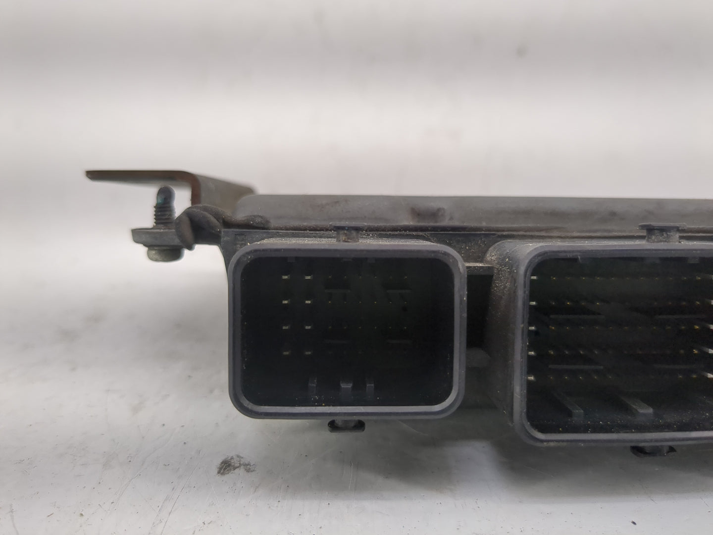 2017 Nissan Pathfinder PCM Engine Control Computer ECU ECM PCU OEM P/N:NEC006-660 Fits OEM Used Auto Parts - Oemusedautopart