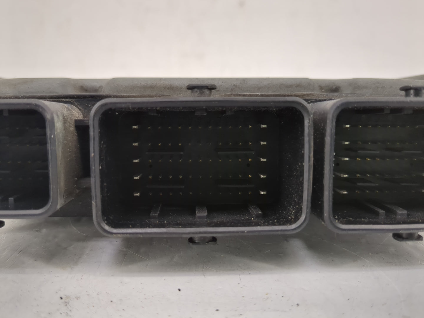 2017 Nissan Pathfinder PCM Engine Control Computer ECU ECM PCU OEM P/N:NEC006-660 Fits OEM Used Auto Parts - Oemusedautopart