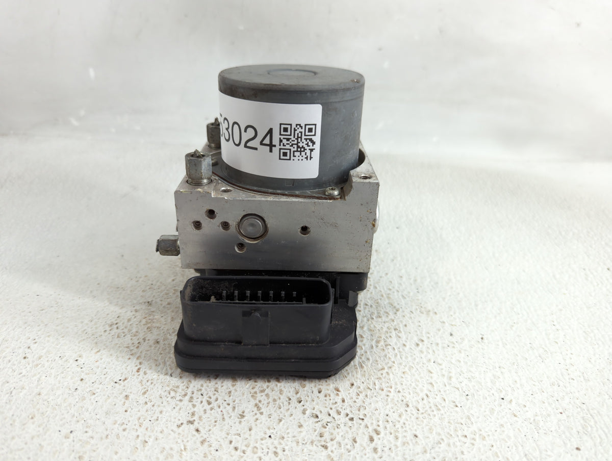 2017 Nissan Pathfinder Anti-Lock Brake ABS Pump Module Actuator OEM Fits OEM Used Auto Parts - Oemusedautoparts1.com
