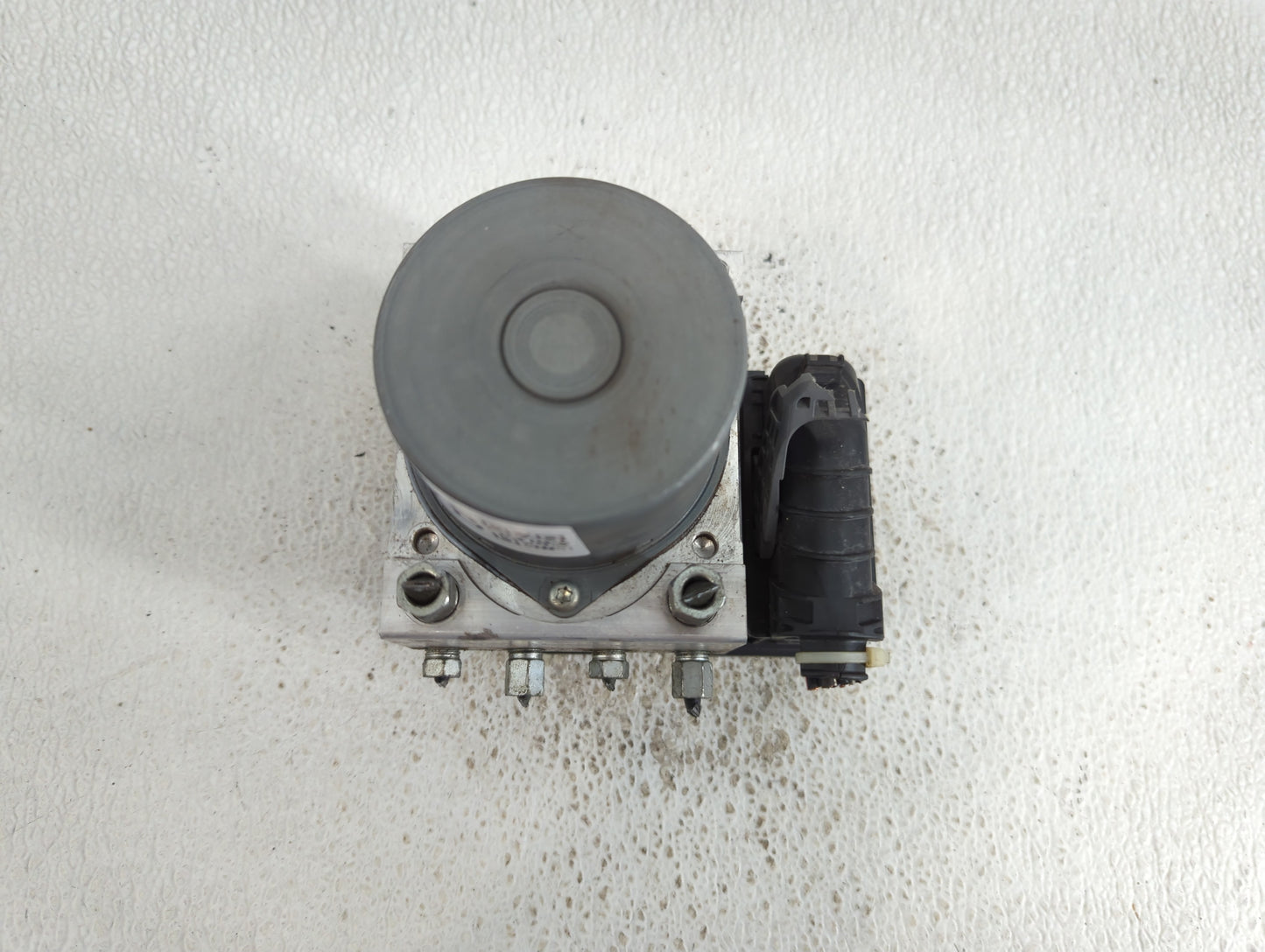 2017 Nissan Pathfinder ABS Pump Control Module Replacement P/N:116030-51100 Fits OEM Used Auto Parts - Oemusedautoparts1.com