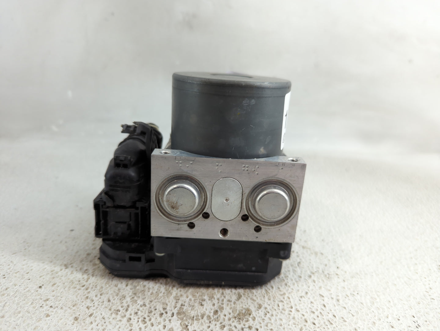 2017 Nissan Pathfinder ABS Pump Control Module Replacement P/N:116030-51100 Fits OEM Used Auto Parts - Oemusedautoparts1.com