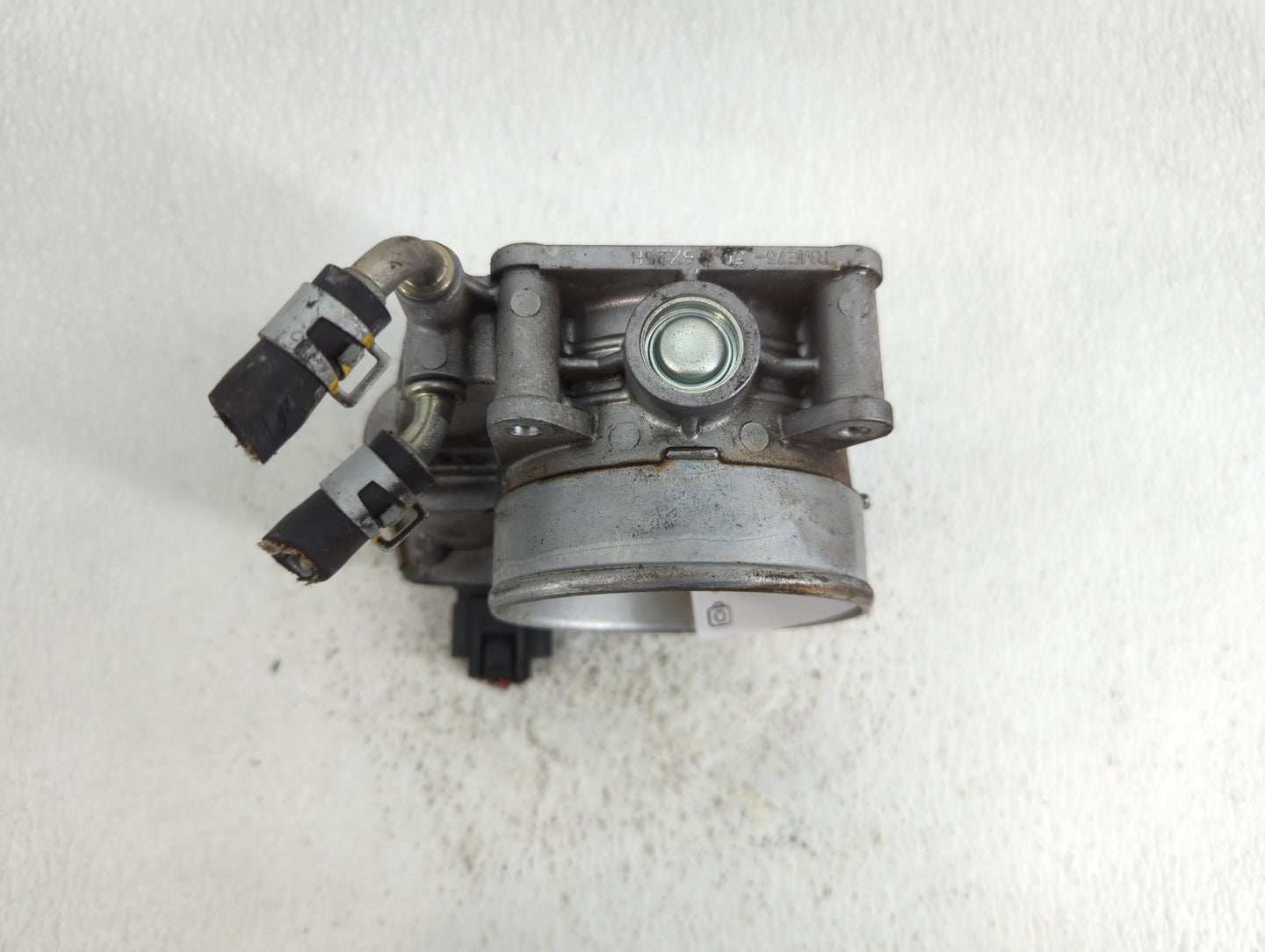 2017-2020 Nissan Pathfinder Throttle Body Fits Fits 2016 2017 2018 2019 2020 OEM Used Auto Parts - Oemusedautoparts1.com