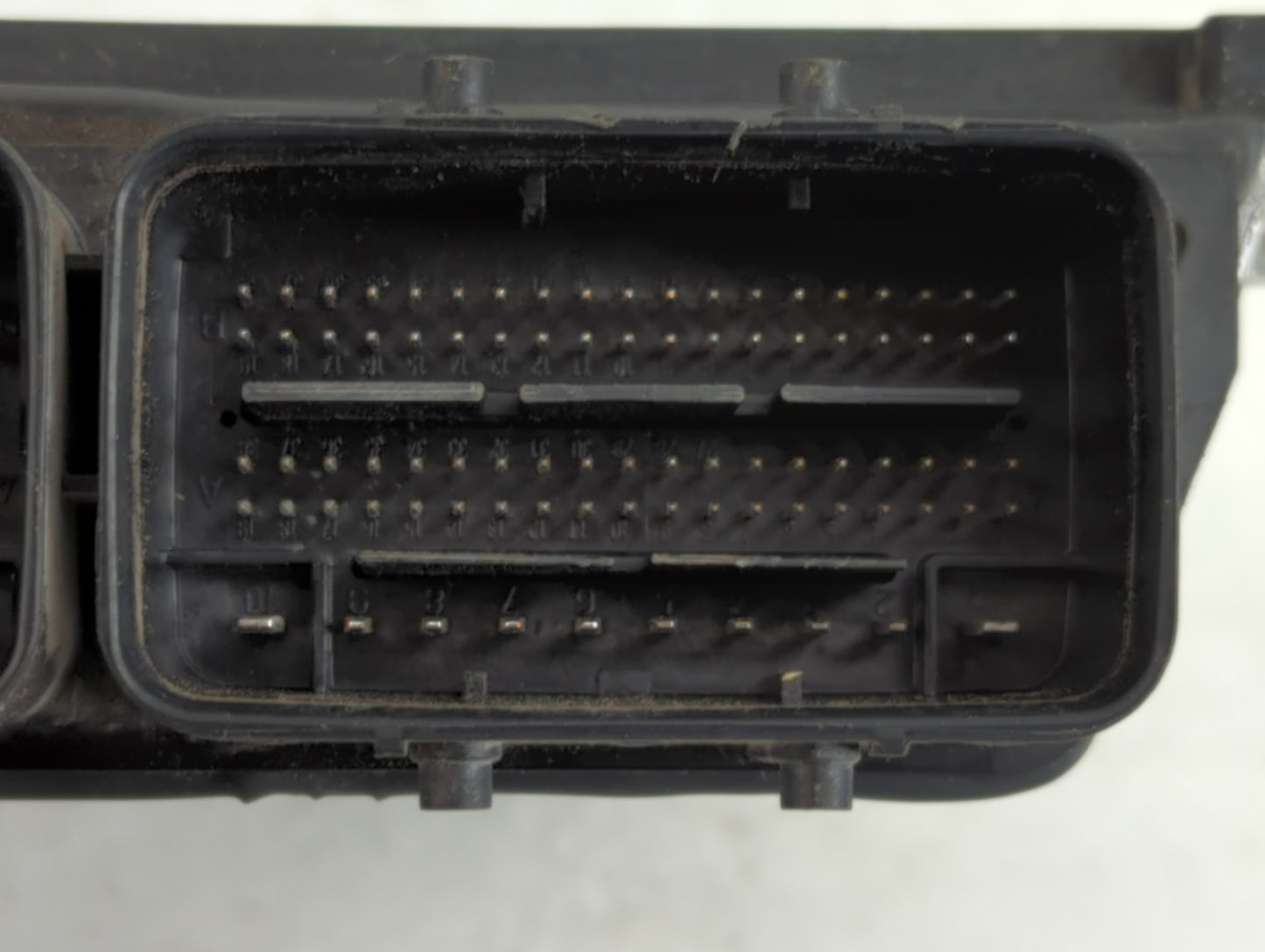 2017 Nissan Pathfinder PCM Engine Control Computer ECU ECM PCU OEM P/N:NEC028-065 Fits OEM Used Auto Parts - Oemusedautopart