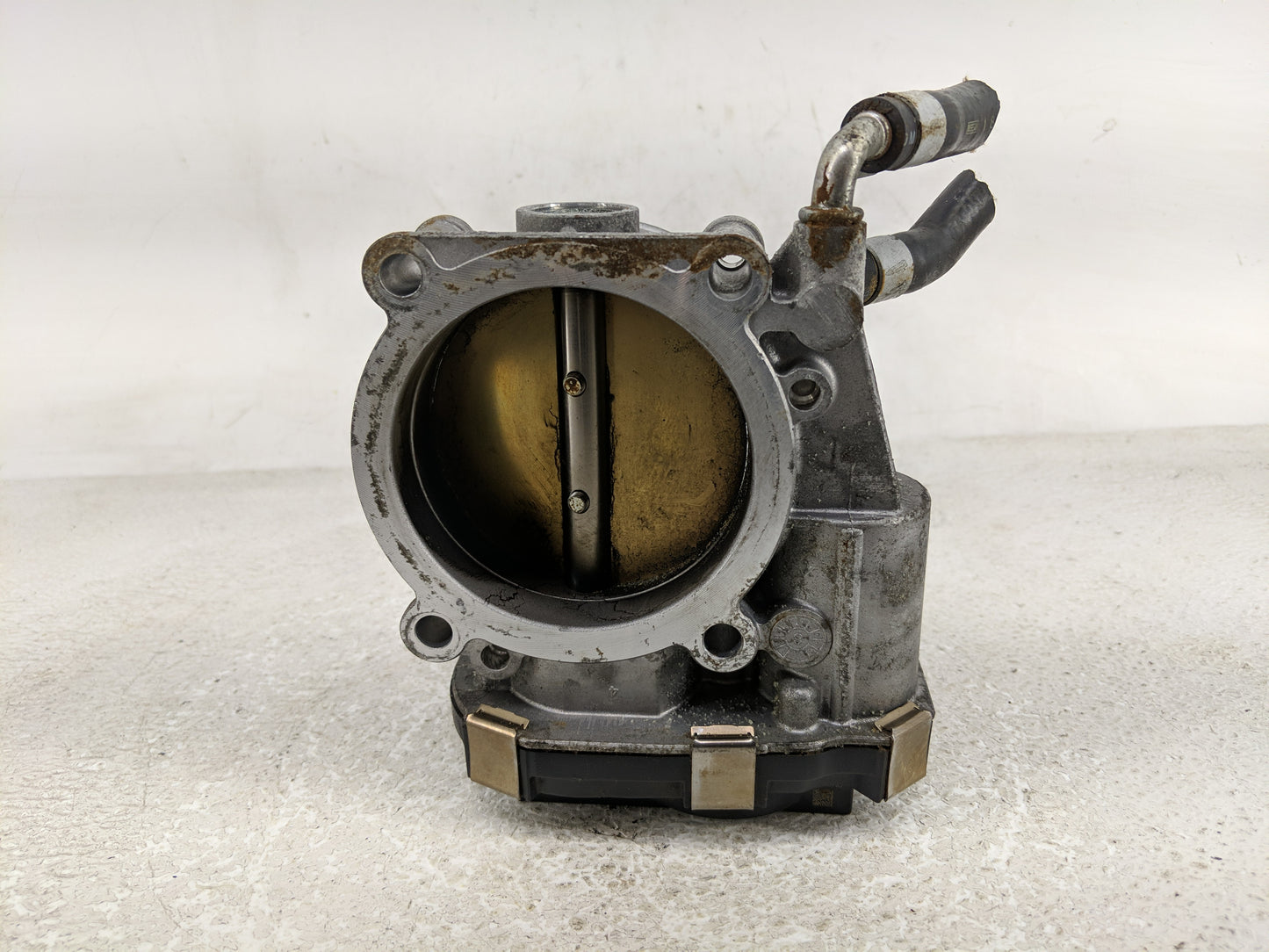 2017-2020 Nissan Pathfinder Throttle Body Fits Fits 2016 2017 2018 2019 2020 OEM Used Auto Parts - Oemusedautoparts1.com