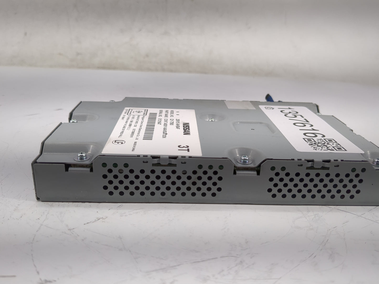 2015-2020 Nissan Pathfinder Radio AM FM Cd Player Receiver Replacement P/N:25915-4HB4F Fits Fits 2015 2016 2017 2018 2019 20