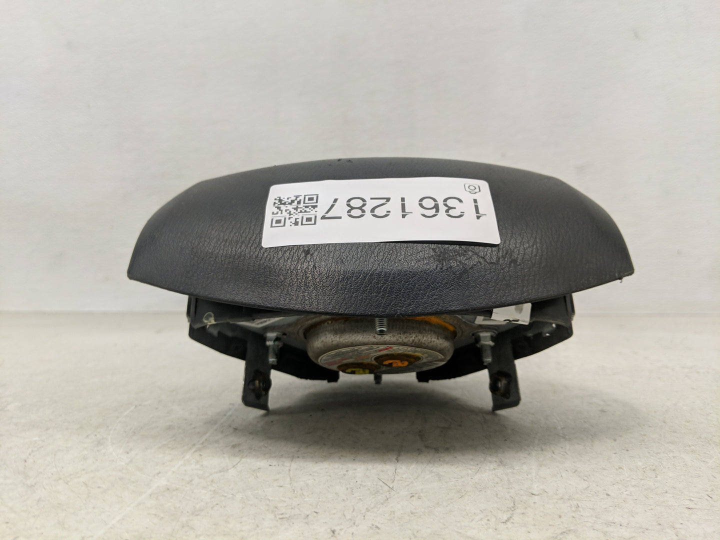 2017 Nissan Pathfinder Air Bag Driver Left Steering Wheel Mounted P/N:985109PA8A Fits OEM Used Auto Parts - Oemusedautoparts