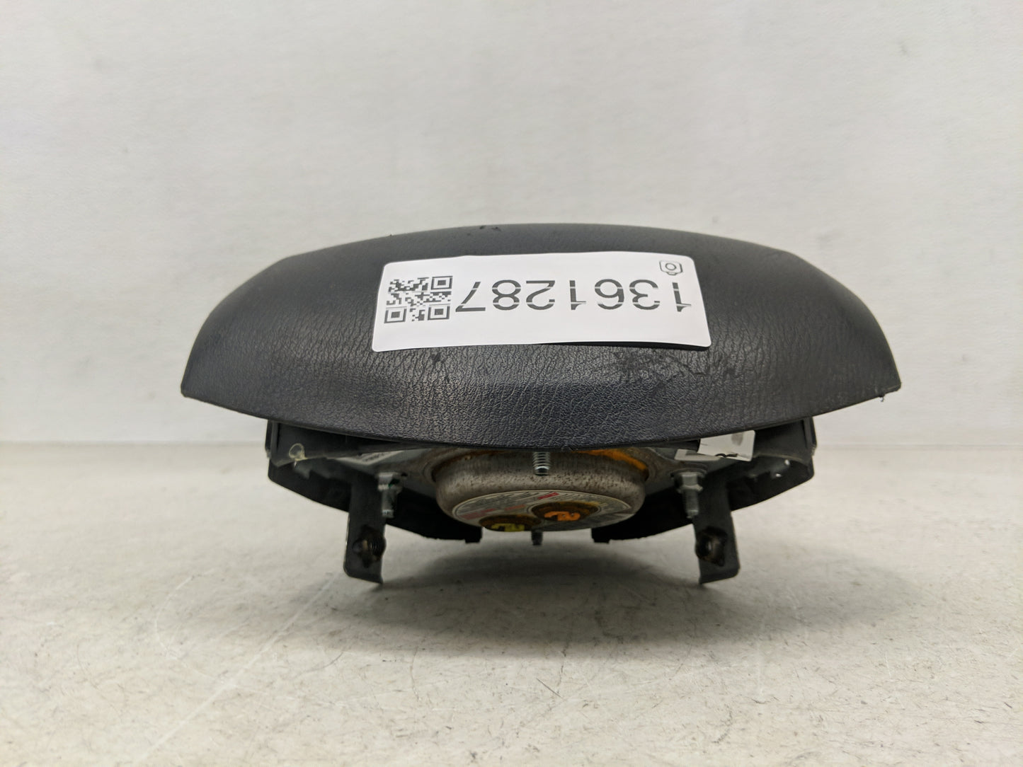 2017 Nissan Pathfinder Air Bag Driver Left Steering Wheel Mounted P/N:985109PA8A Fits OEM Used Auto Parts - Oemusedautoparts
