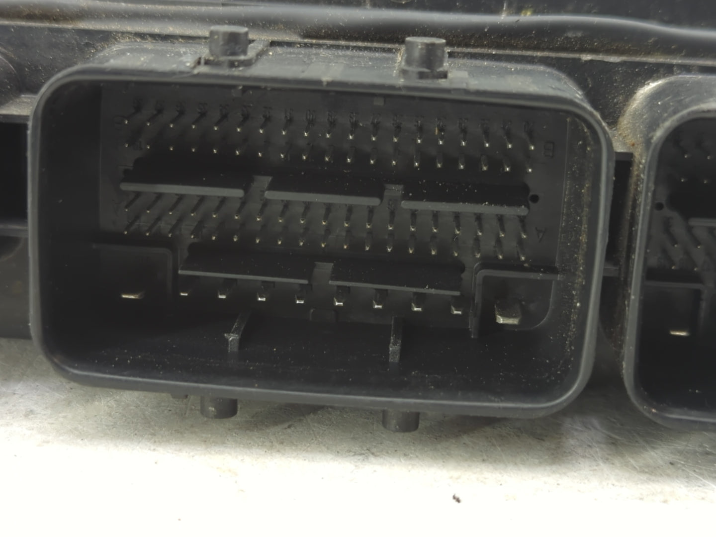 2017 Nissan Pathfinder PCM Engine Control Computer ECU ECM PCU OEM P/N:NEC030-030 Fits OEM Used Auto Parts - Oemusedautopart