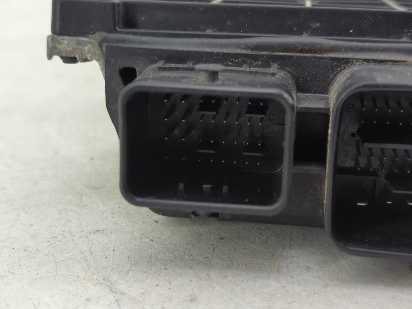 2017 Nissan Pathfinder PCM Engine Control Computer ECU ECM PCU OEM P/N:NEC030-030 Fits OEM Used Auto Parts - Oemusedautopart