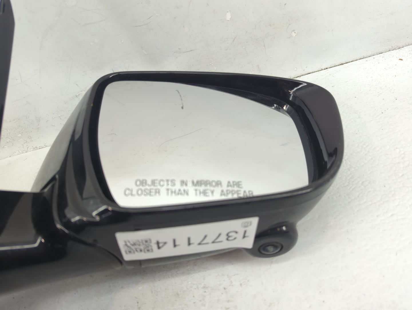 2017 Nissan Pathfinder Passenger Side View Mirror - Right Door Mirror OEM Used - Oemusedautoparts1.com