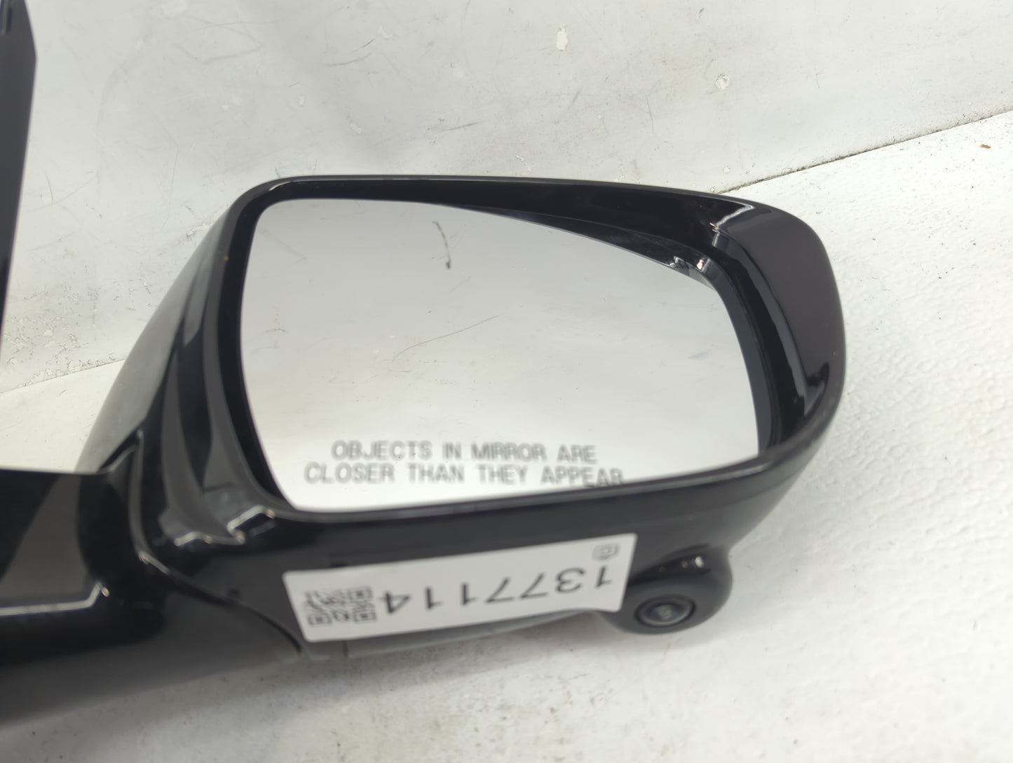 2017 Nissan Pathfinder Passenger Side View Mirror - Right Door Mirror OEM Used - Oemusedautoparts1.com