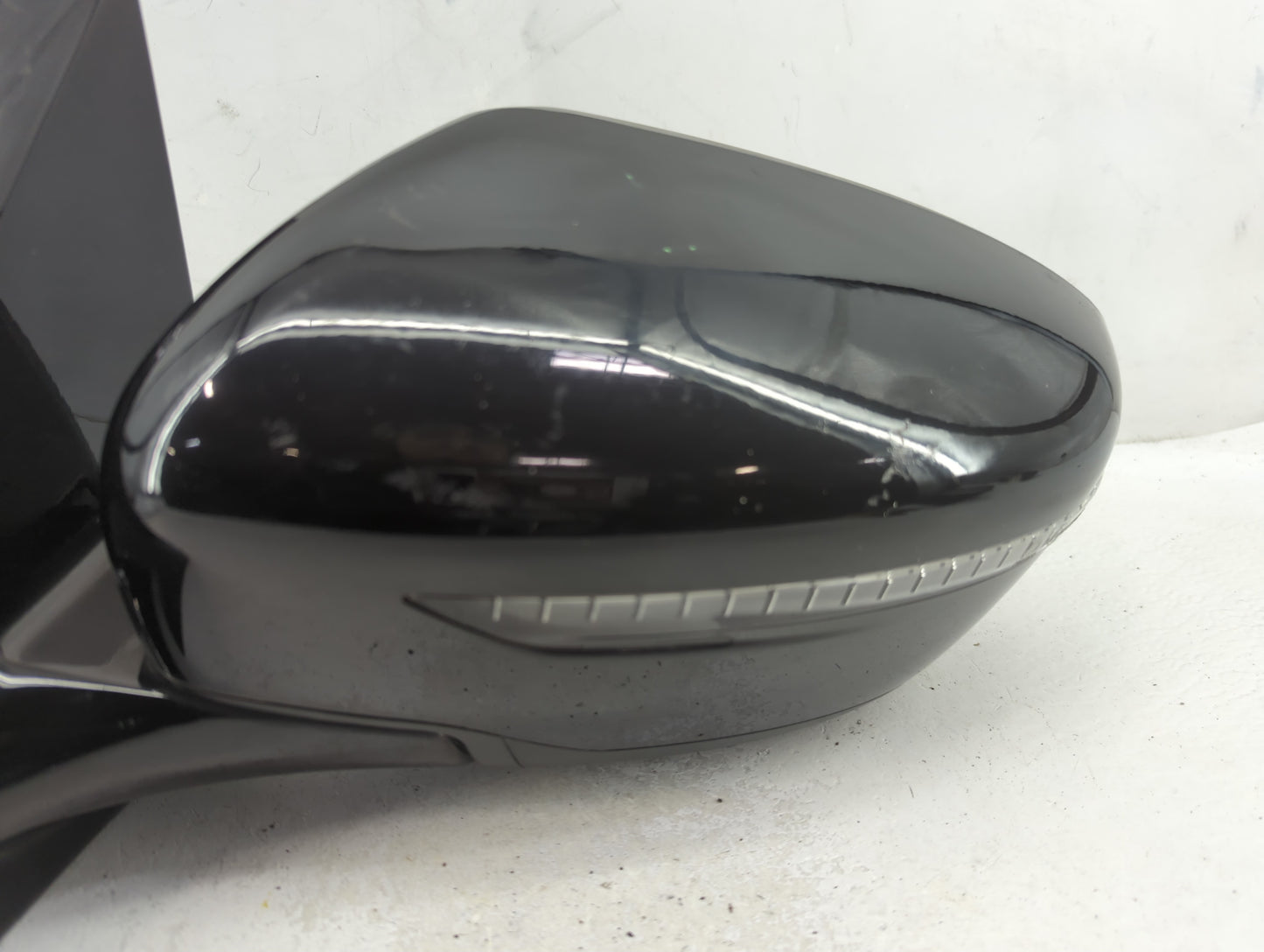 2017 Nissan Pathfinder Driver Side View Mirror - Left Door Mirror OEM Used - Oemusedautoparts1.com