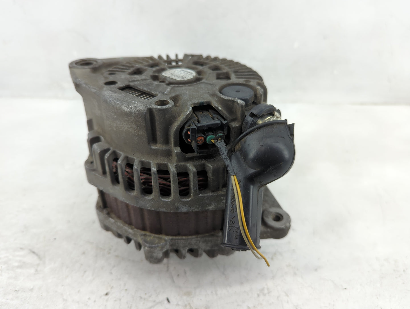 2017-2020 Nissan Pathfinder Alternator Replacement Generator Charging Assembly Engine OEM P/N:231009UA0A Fits OEM Used Auto 