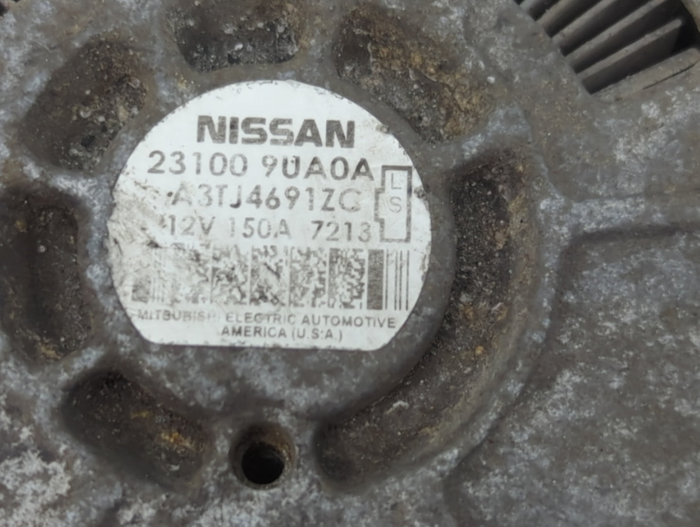 2017-2020 Nissan Pathfinder Alternator Replacement Generator Charging Assembly Engine OEM P/N:231009UA0A Fits OEM Used Auto 
