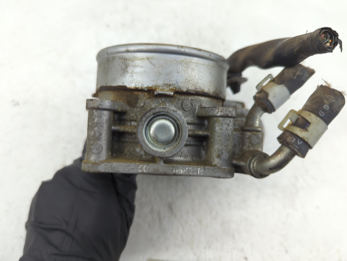 2017-2020 Nissan Pathfinder Throttle Body Fits Fits 2016 2017 2018 2019 2020 OEM Used Auto Parts - Oemusedautoparts1.com