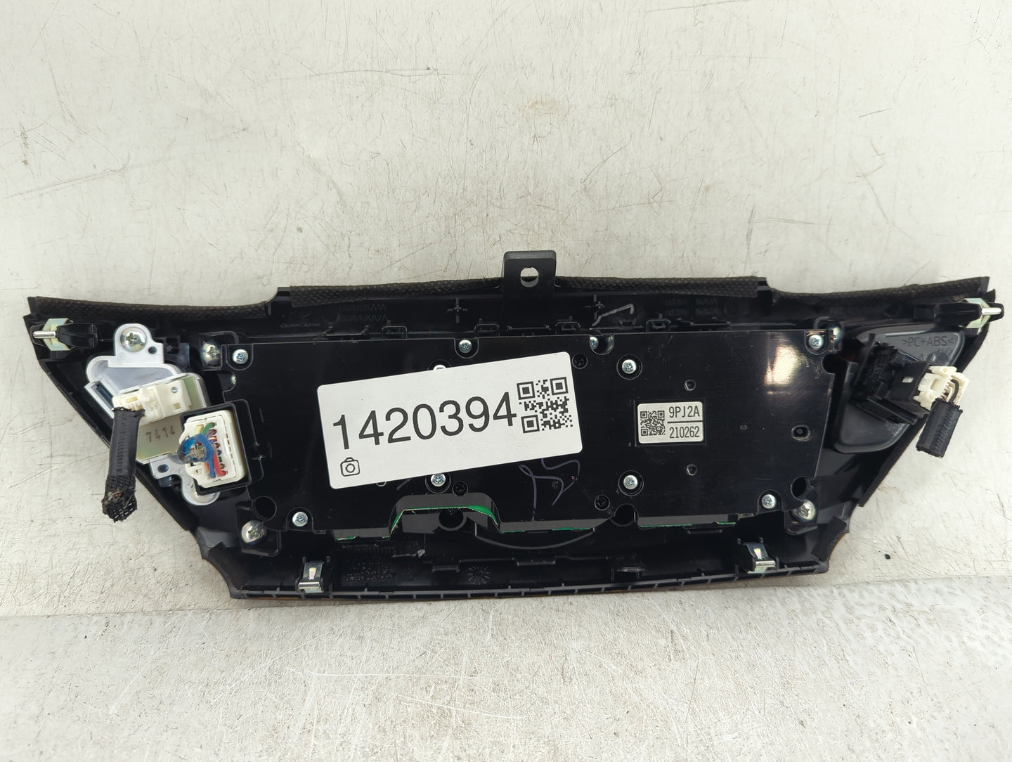 2018-2020 Nissan Pathfinder Radio Control Panel Brown - Oemusedautoparts1.com