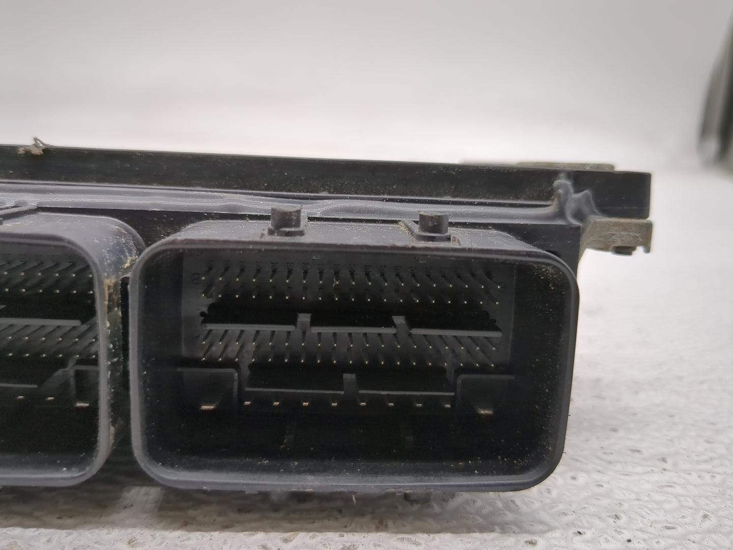 2017 Nissan Pathfinder PCM Engine Control Computer ECU ECM PCU OEM P/N:NEC028-067 Fits OEM Used Auto Parts - Oemusedautopart