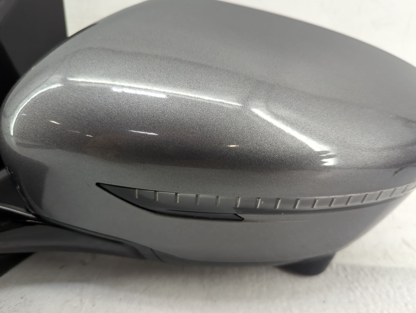 2017 Nissan Pathfinder Driver Side View Mirror - Left Door Mirror OEM Used - Oemusedautoparts1.com